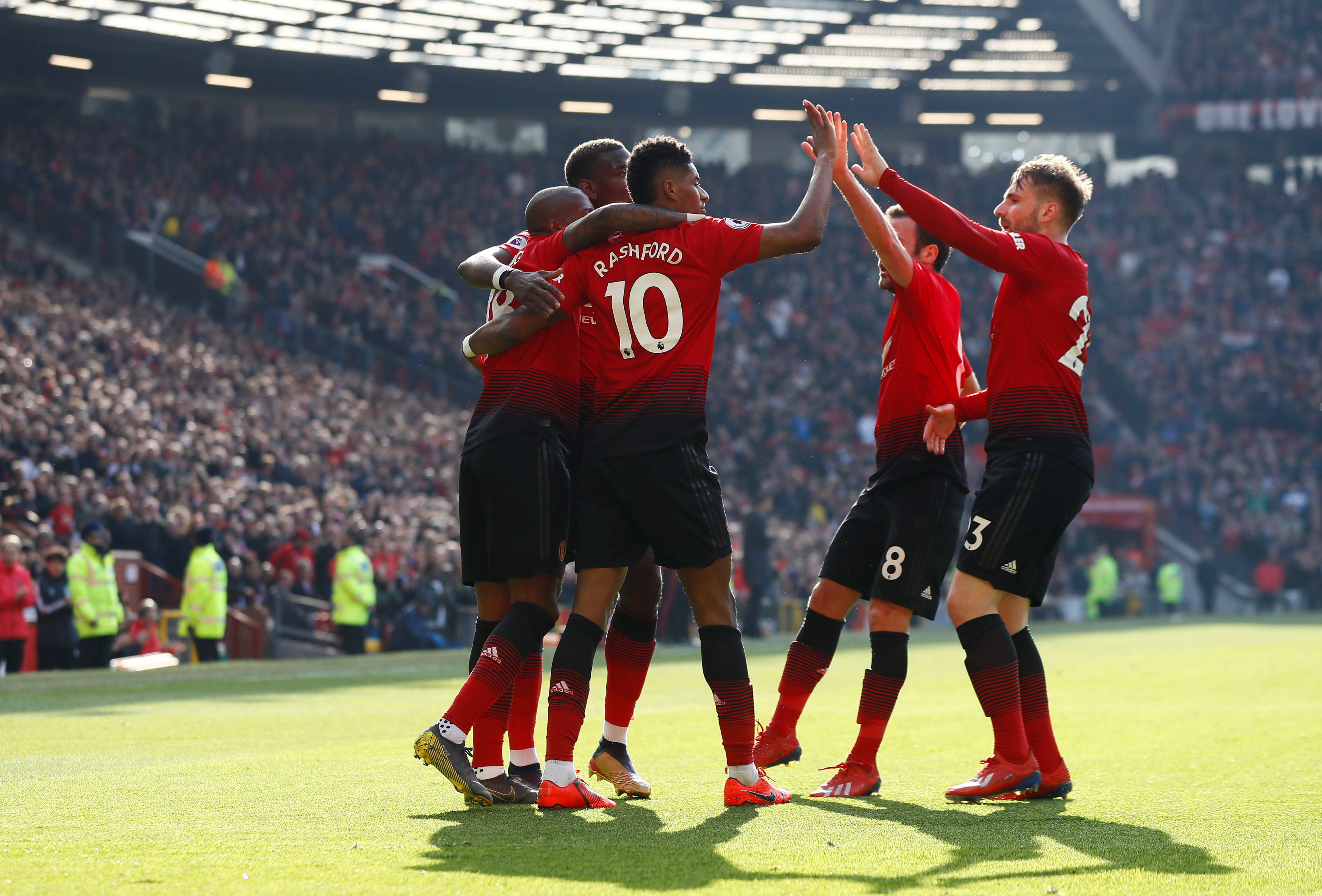 支球隊的戰 支球隊的戰