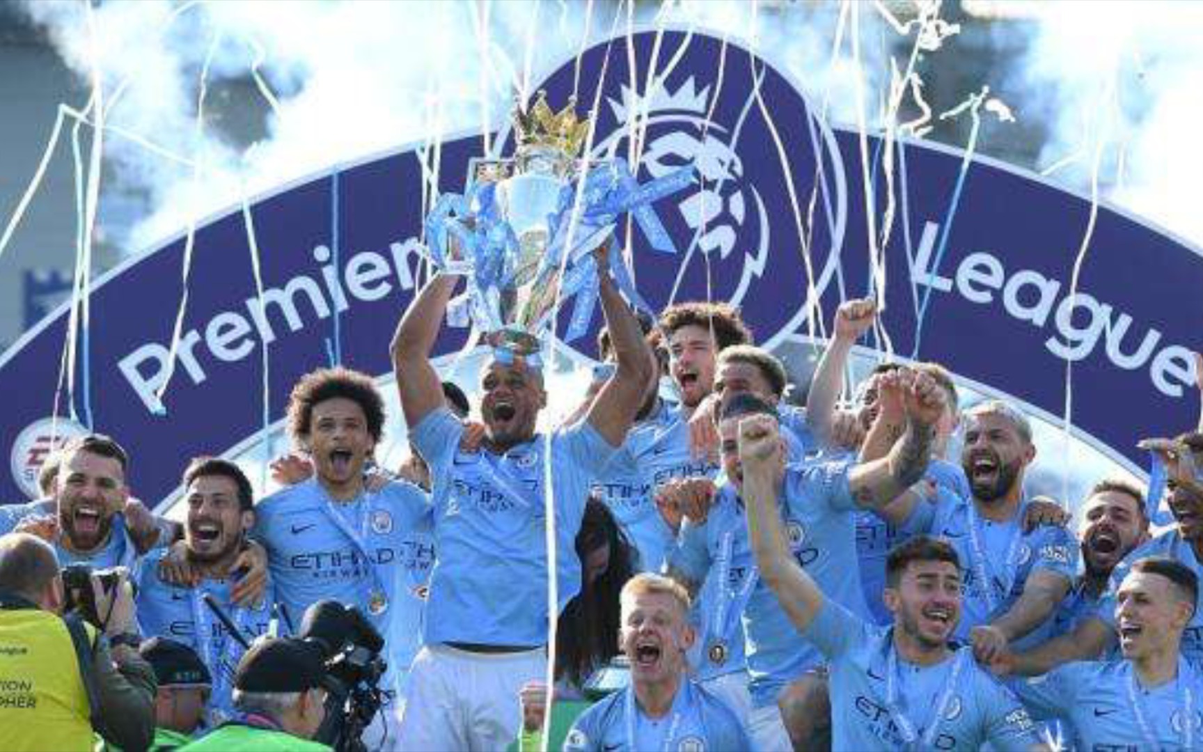 他在禁区内 他在禁区内